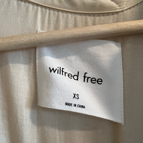 Aritzia Ganna Shirt Jacket in XS light oatmeal - Picture 2 of 3